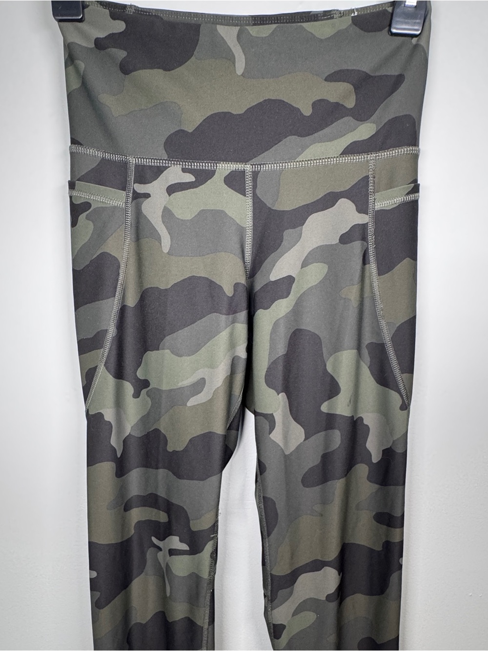 Old Navy Olive & Black Camo High-Waist Leggings